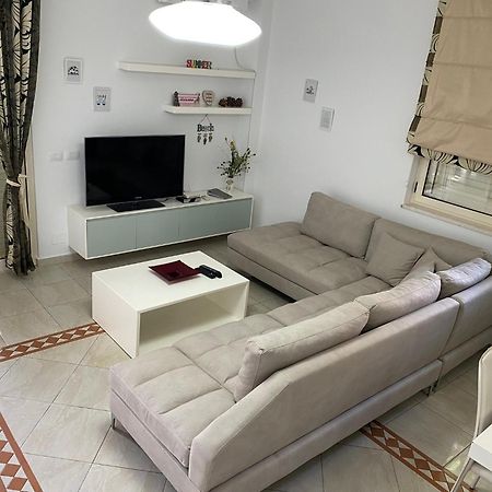 Vila A Cozy Duplex In The Lalzi Bay Durrës Exteriér fotografie