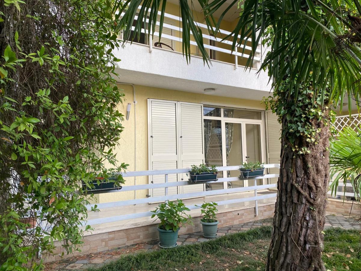 Vila A Cozy Duplex In The Lalzi Bay Durrës Exteriér fotografie